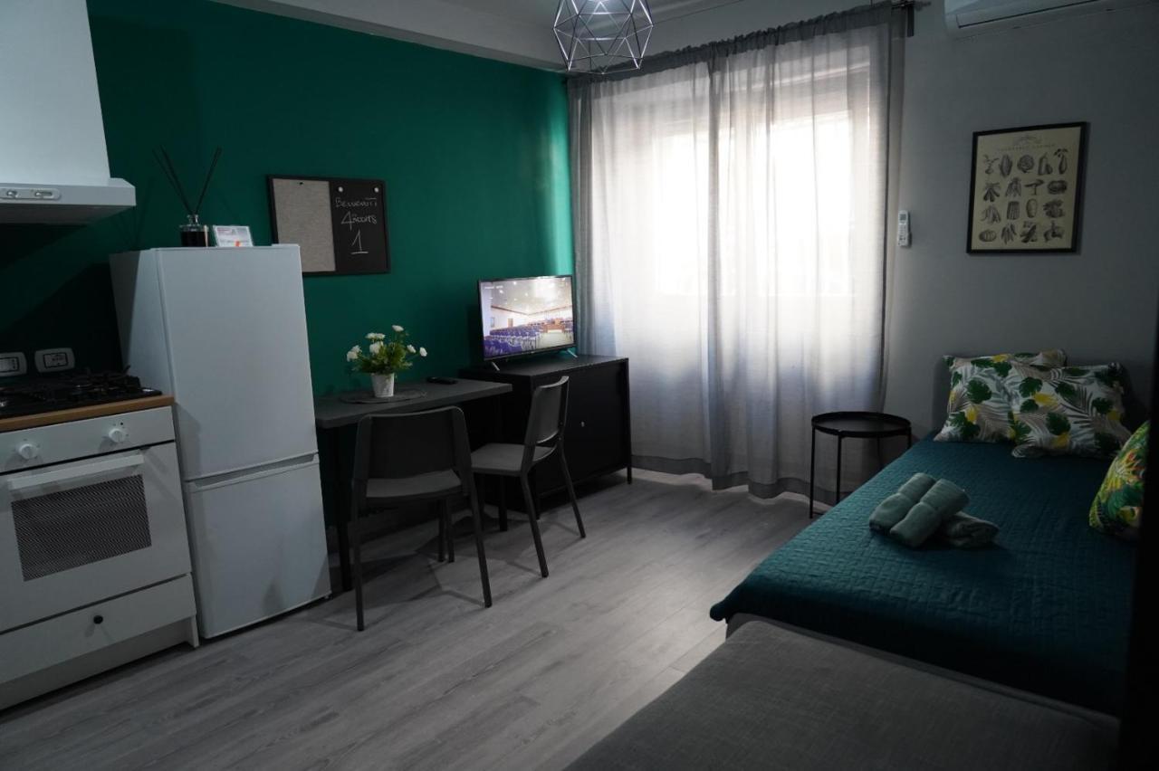 لاميزيا تيرمي 4Rooms B&B - Holiday Home المظهر الخارجي الصورة
