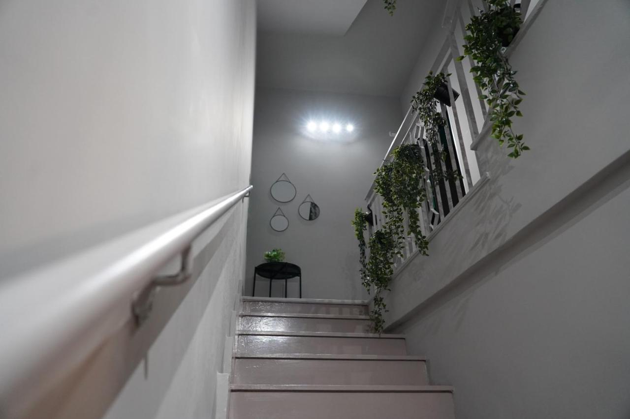 لاميزيا تيرمي 4Rooms B&B - Holiday Home المظهر الخارجي الصورة